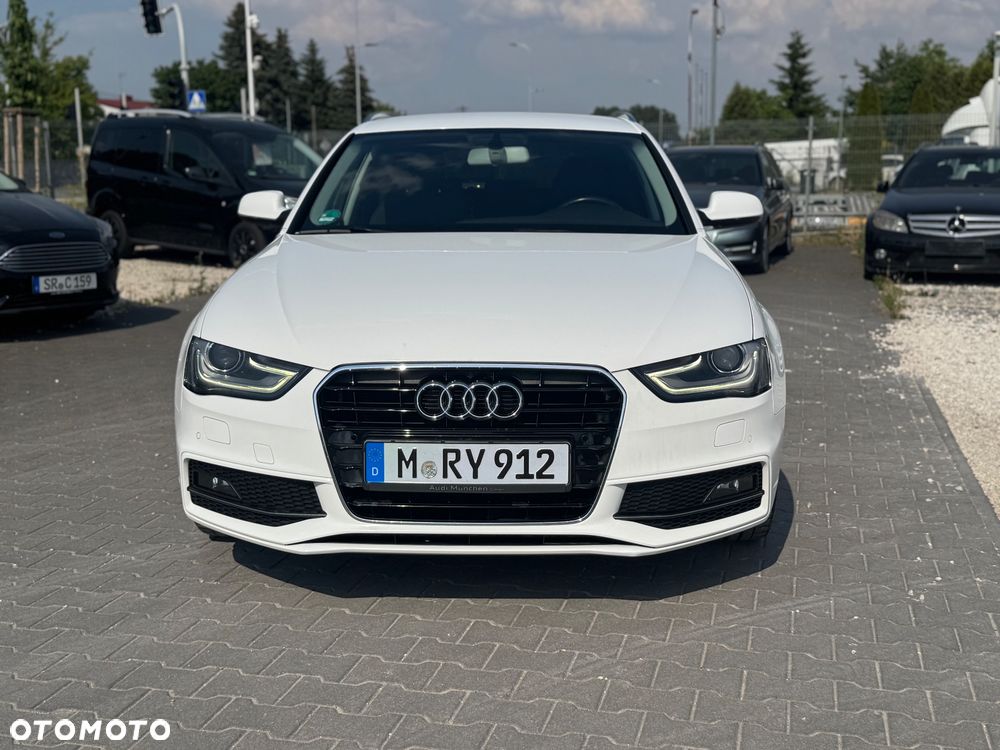 Audi A4 Avant 2.0 TDI ultra sport - 2