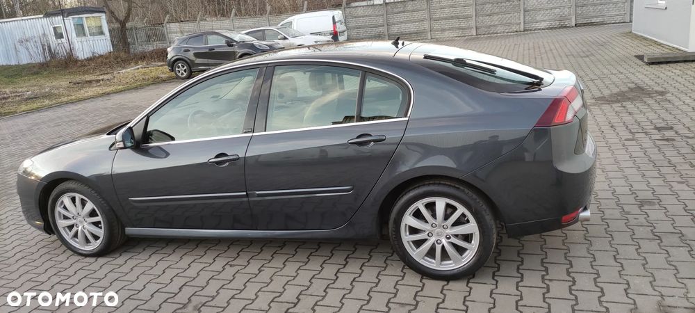 Renault Laguna dCi 180 FAP Initiale - 7