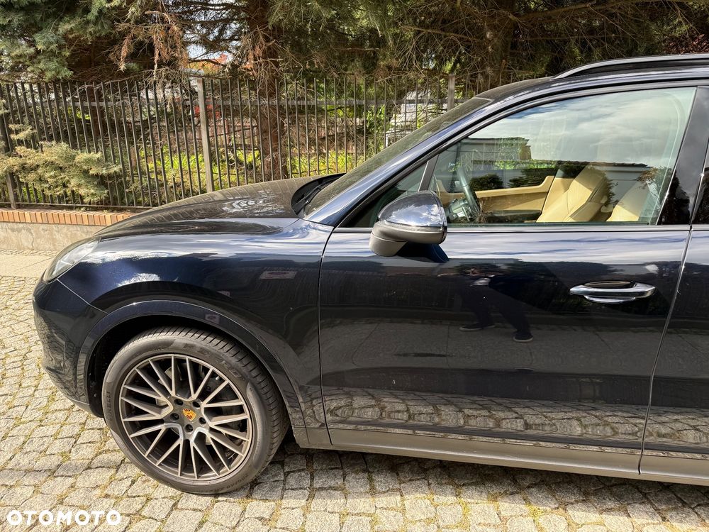 Porsche Cayenne S - 8