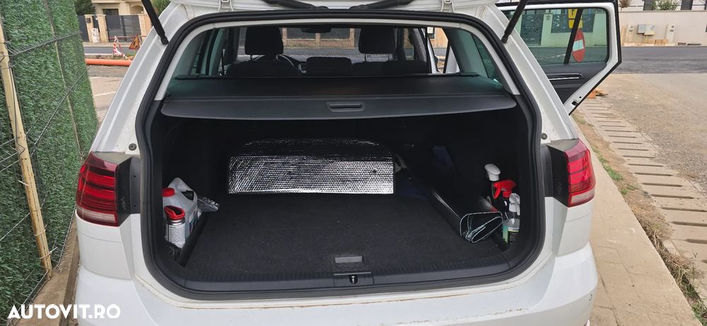 Volkswagen Golf 2.0 BlueTDI DSG Highline - 12