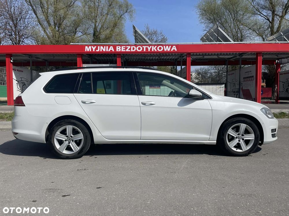 Volkswagen Golf 1.2 TSI BMT Comfortline - 4