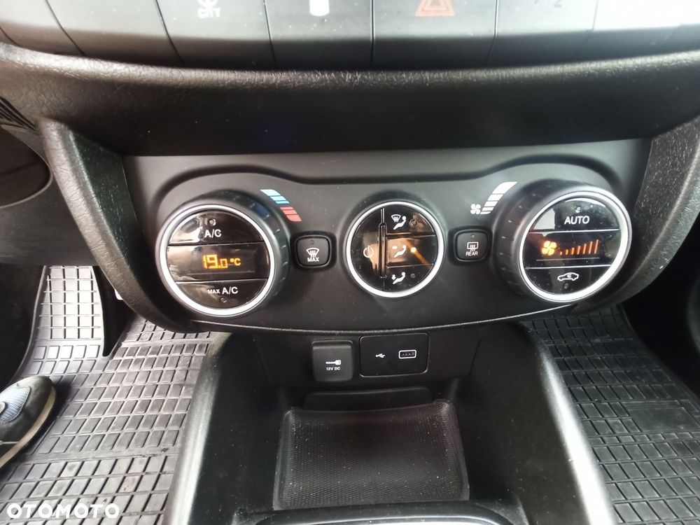Fiat Tipo - 12
