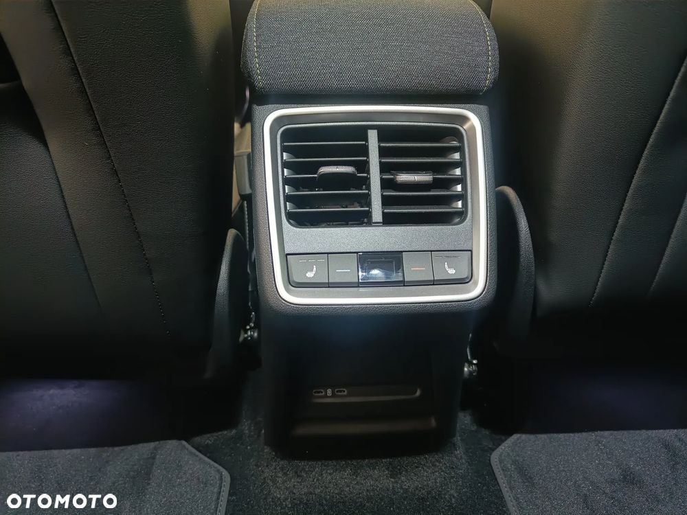 Skoda Elroq 50 55kWh - 13