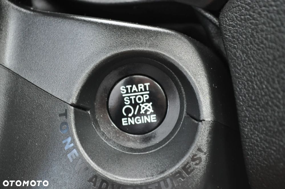Jeep Renegade 1.4 MultiAir Limited 4WD S&S - 26