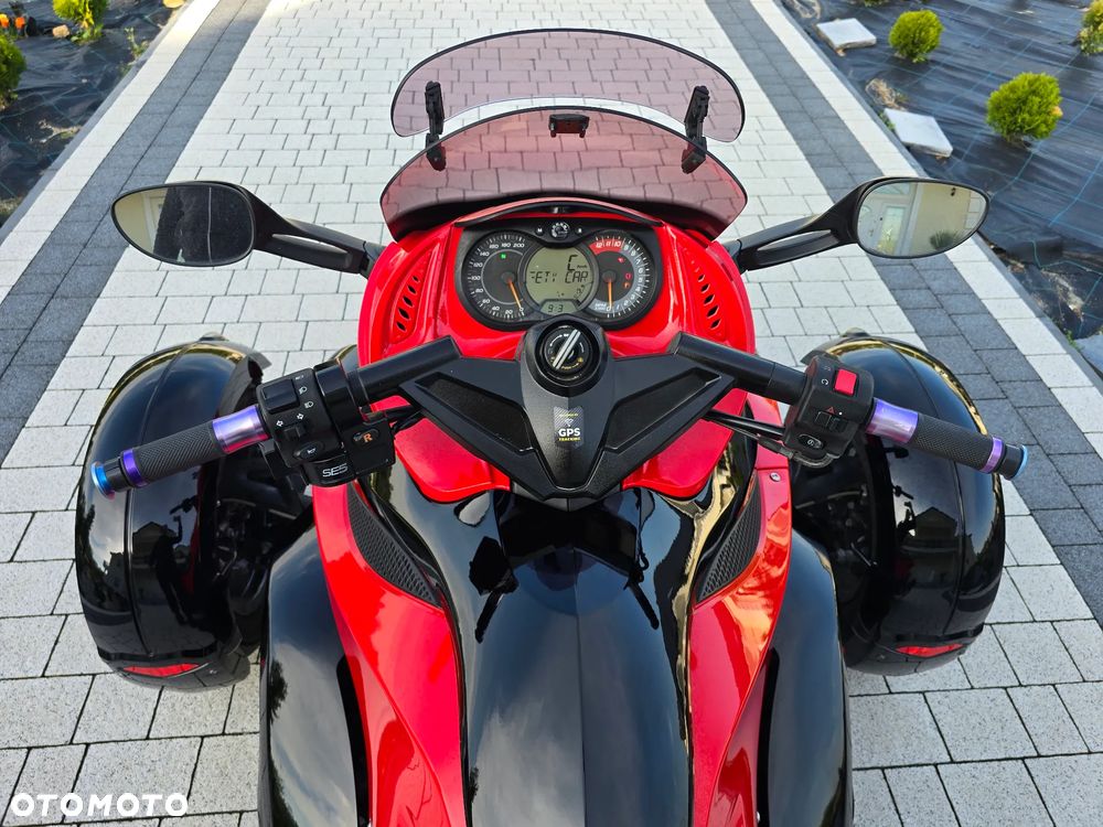 Can-Am Spyder - 29