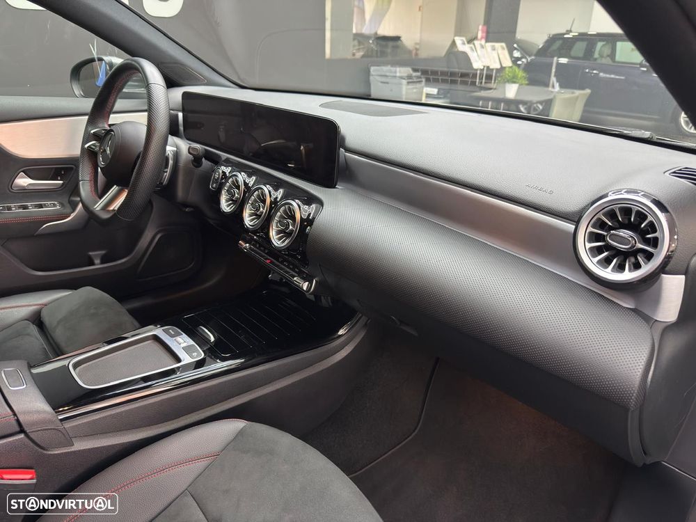Mercedes-Benz A 200 AMG Line Aut. - 45