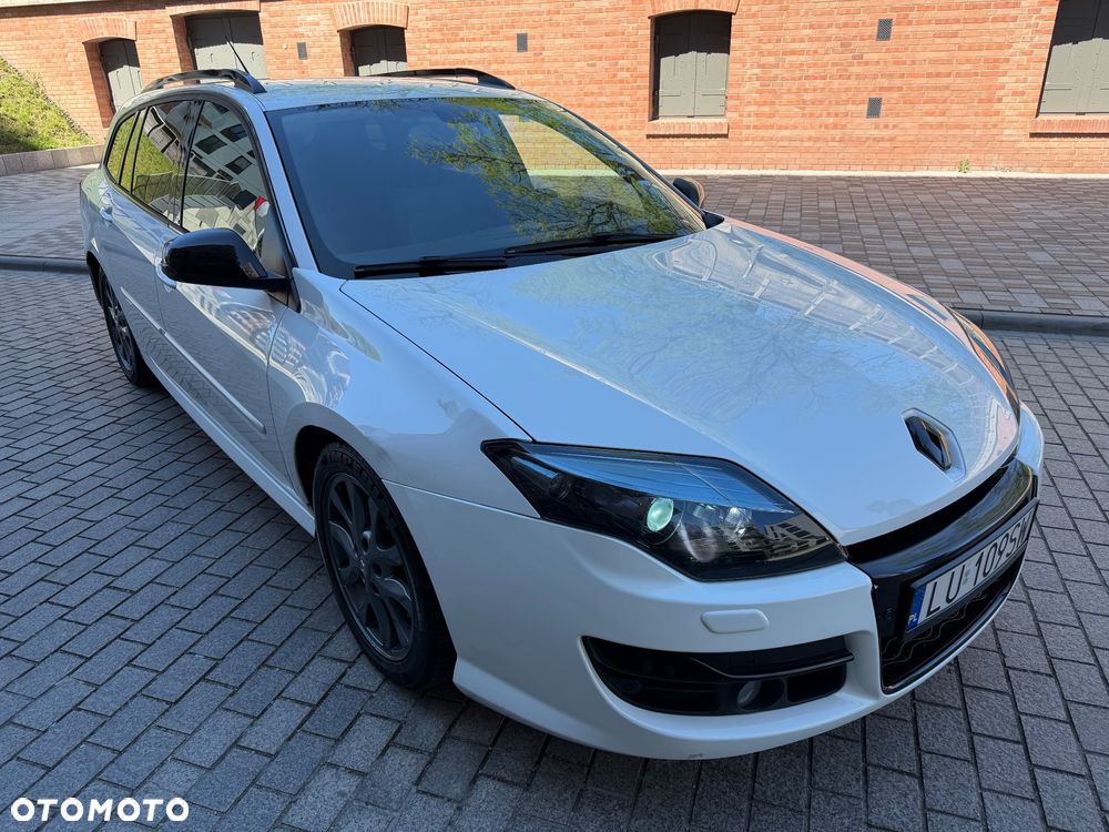 Renault Laguna - 1