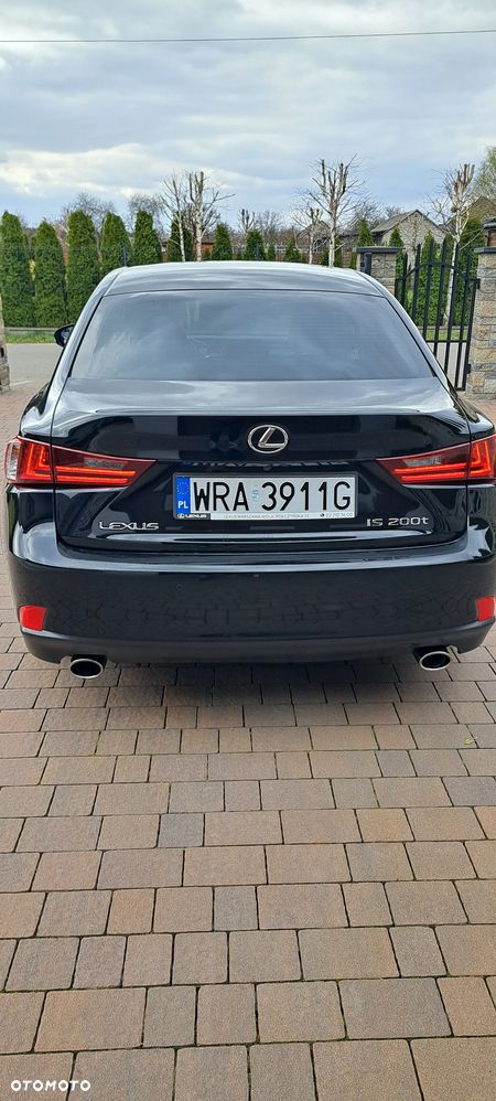 Lexus IS 200t Elegance - 16