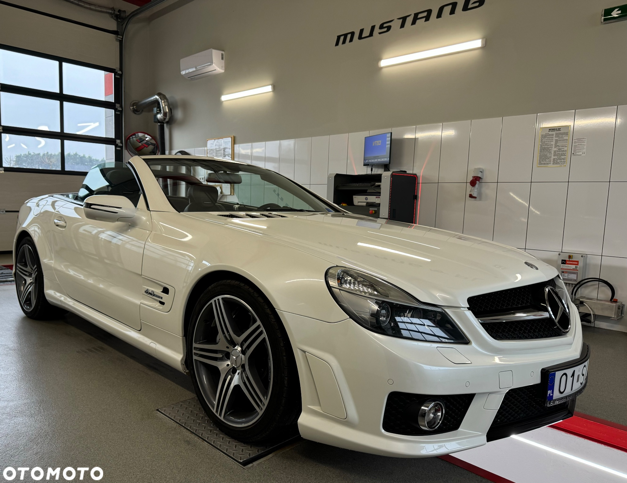 Mercedes-Benz Klasa C 63 AMG Coupe AMG SPEEDSHIFT MCT Black Series - 37