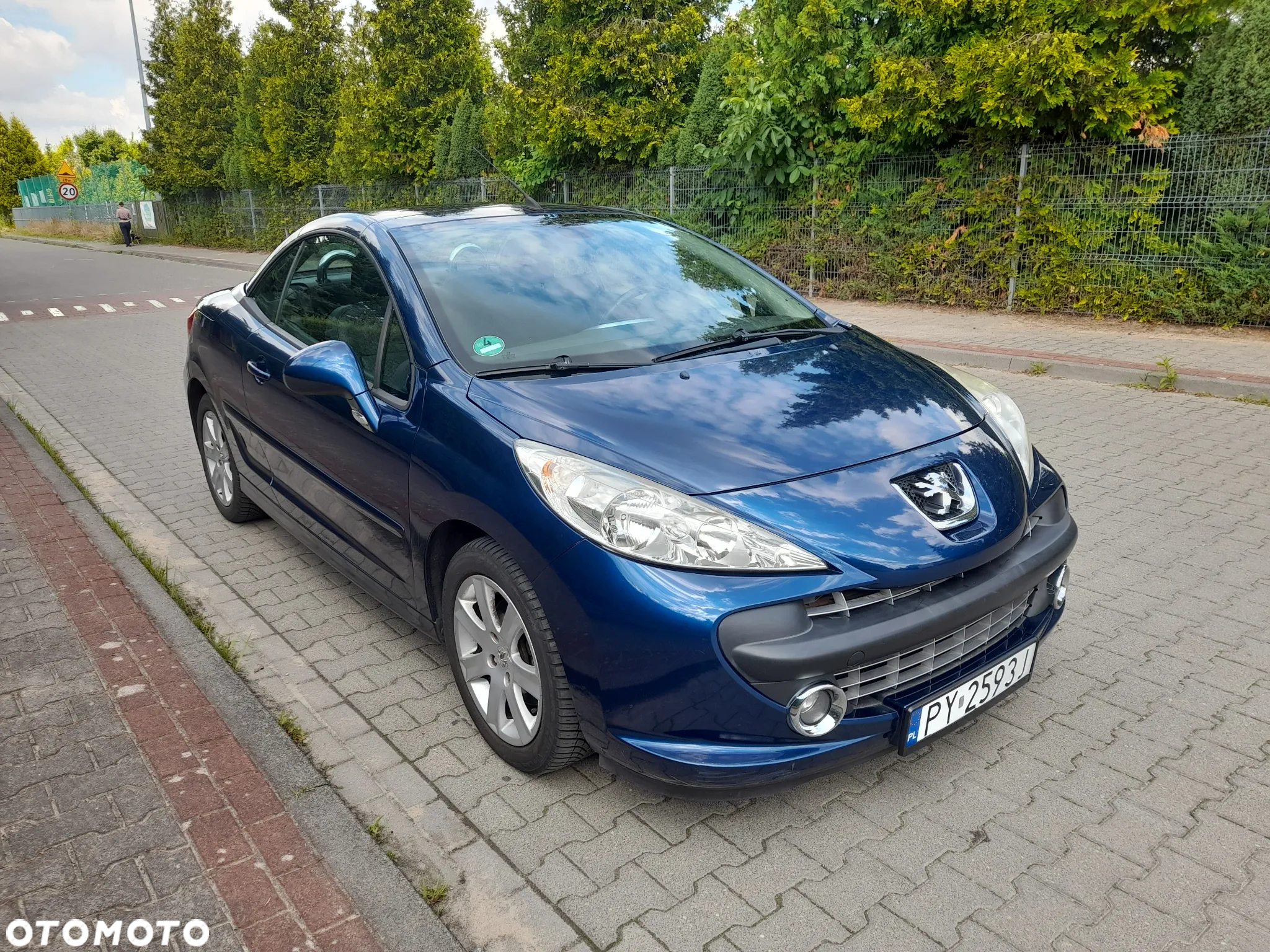 Peugeot 207 CC 120 VTi Active - 4