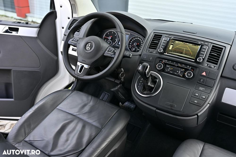 Volkswagen Multivan - 14