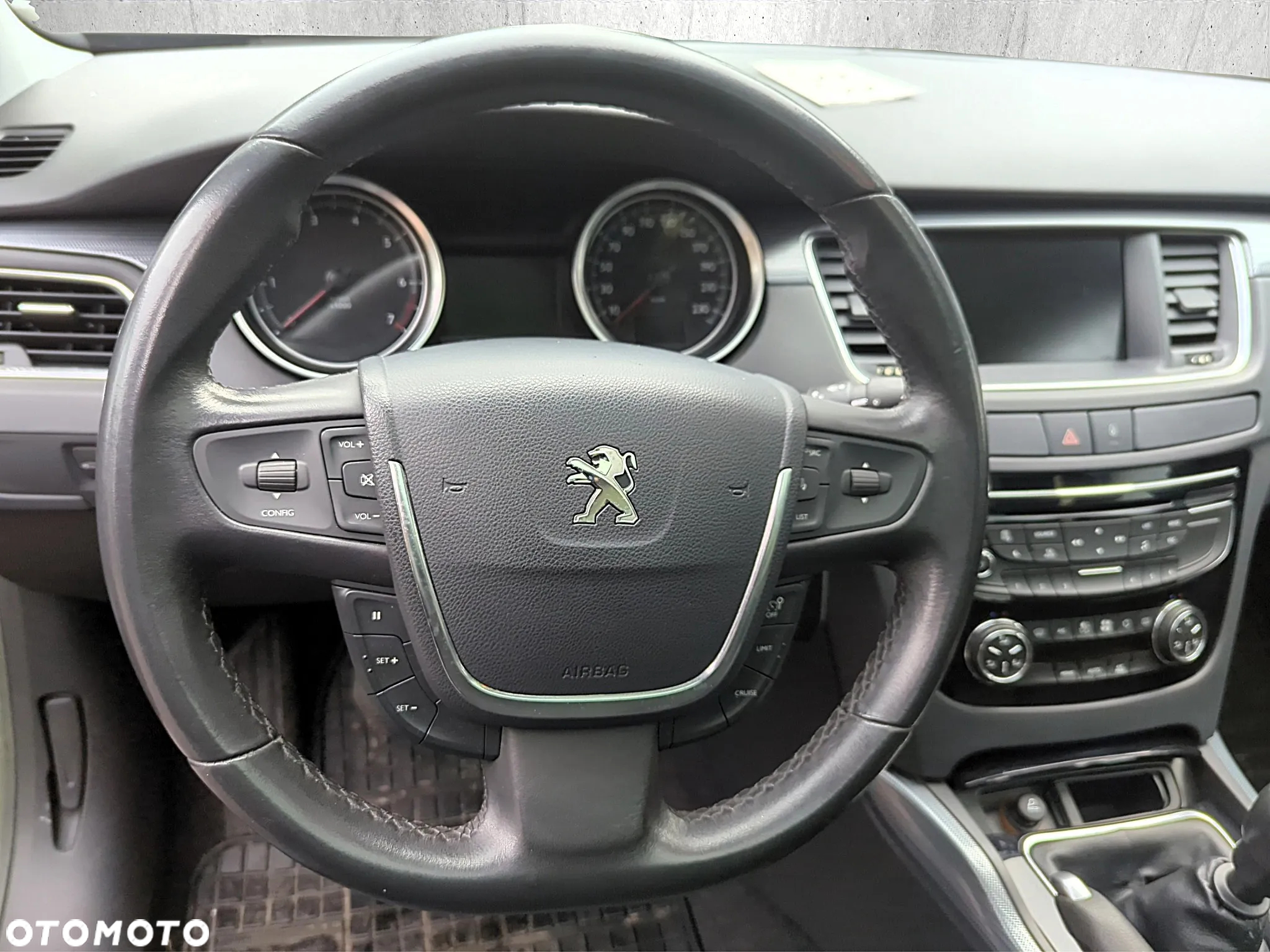 Peugeot 508 1.6 T Allure - 10
