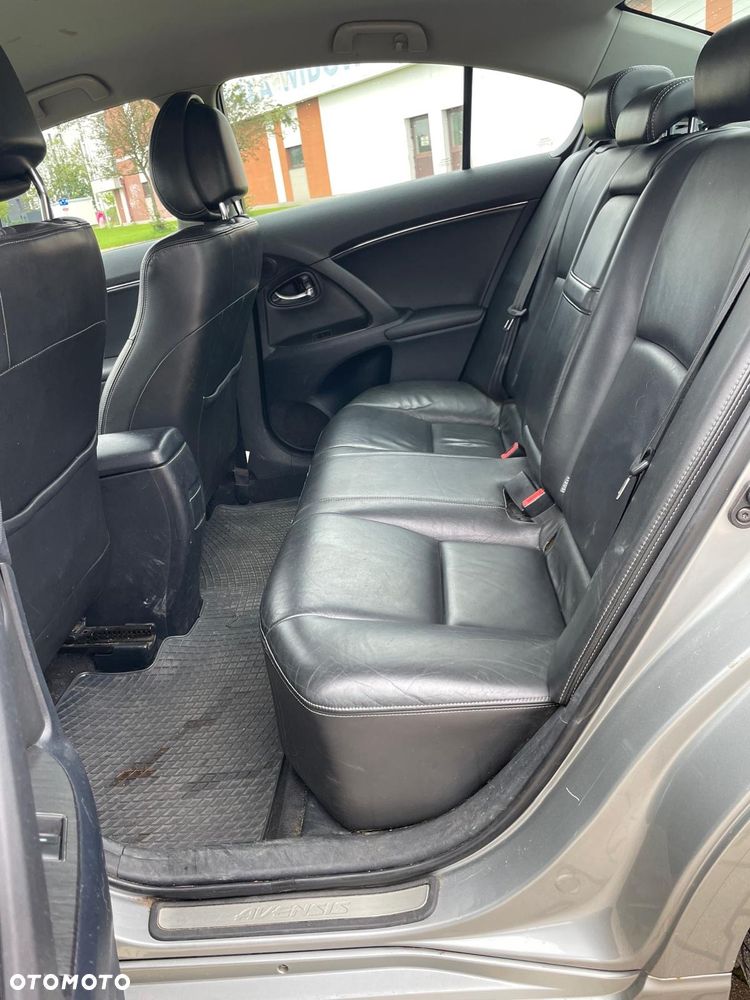 Toyota Avensis 1.8 Premium - 5