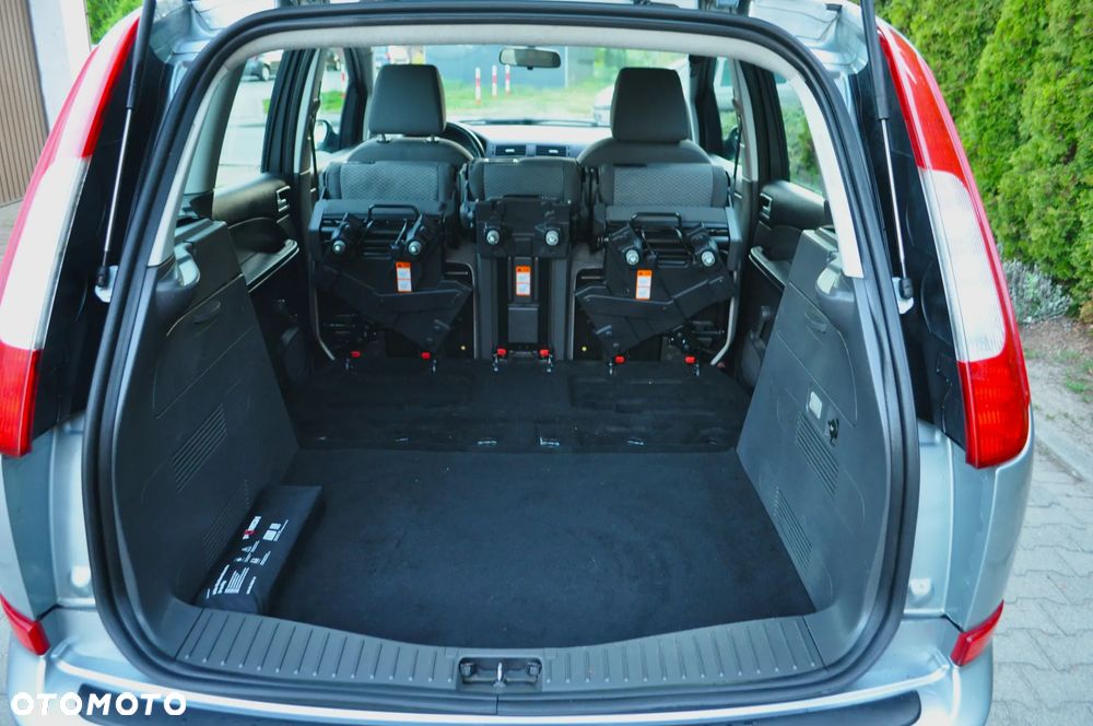 Ford C-MAX - 31