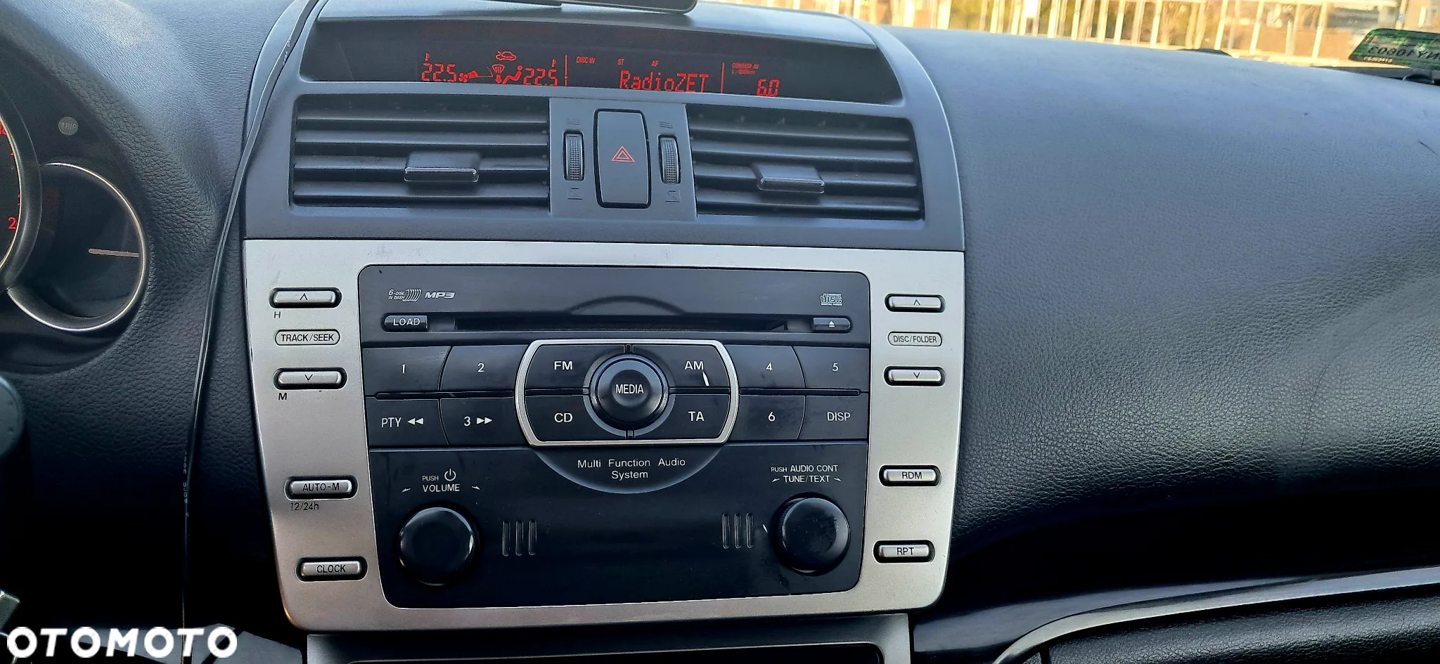 Mazda 6 Sport Kombi 2.0 CD DPF Dynamic - 15