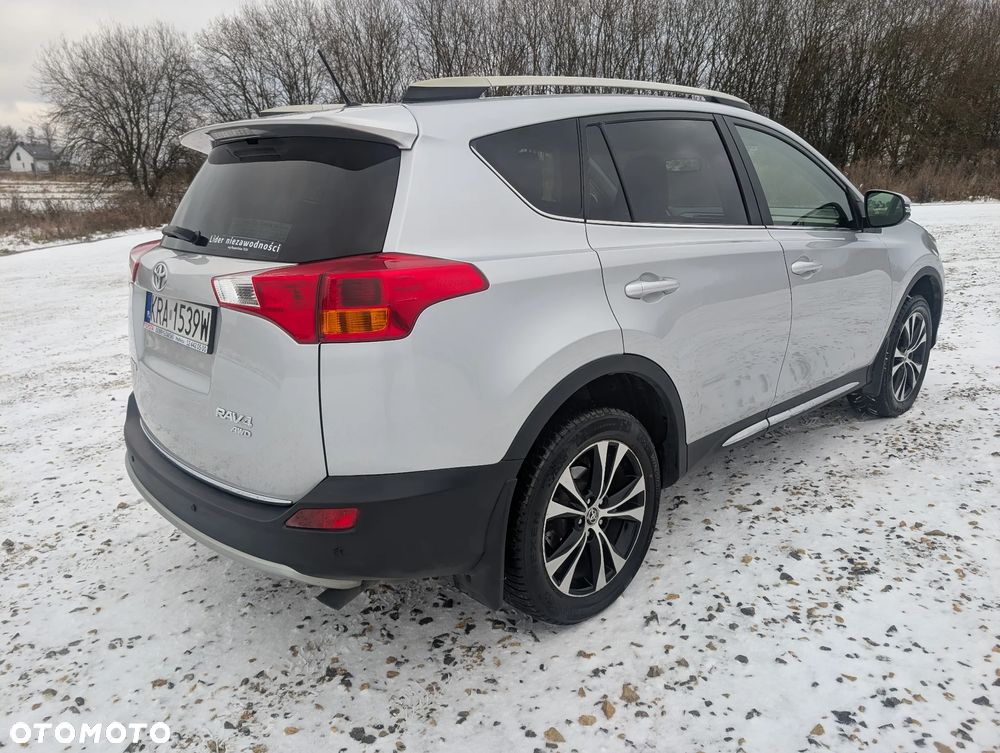 Toyota RAV4 2.0 D-4D Premium - 21