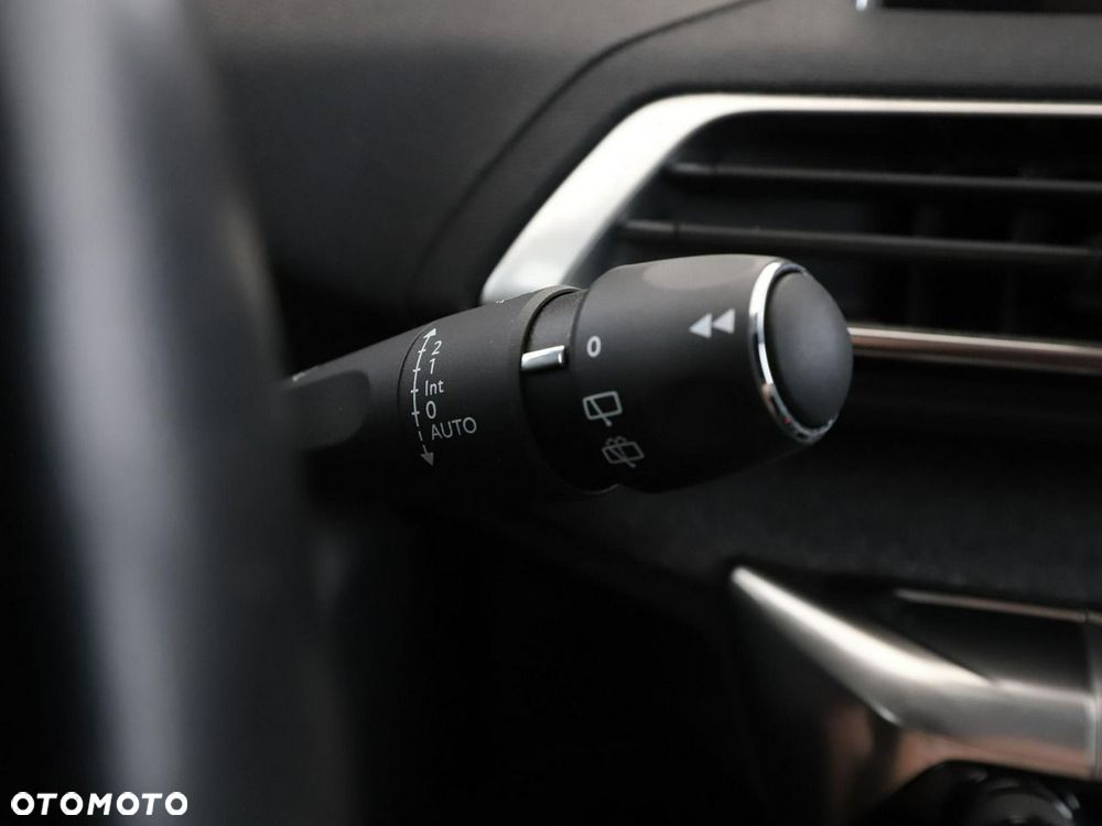 Peugeot 3008 1.5 BlueHDi Allure S&S - 35