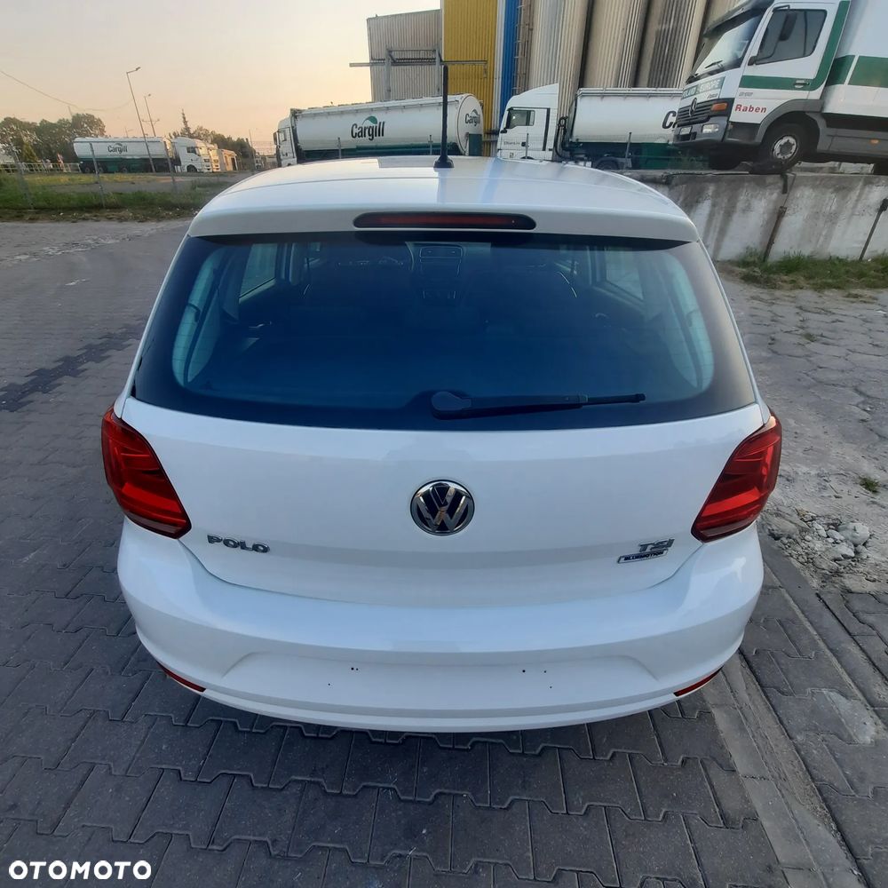 Volkswagen Polo 1.2 TSI BMT Comfortline - 12
