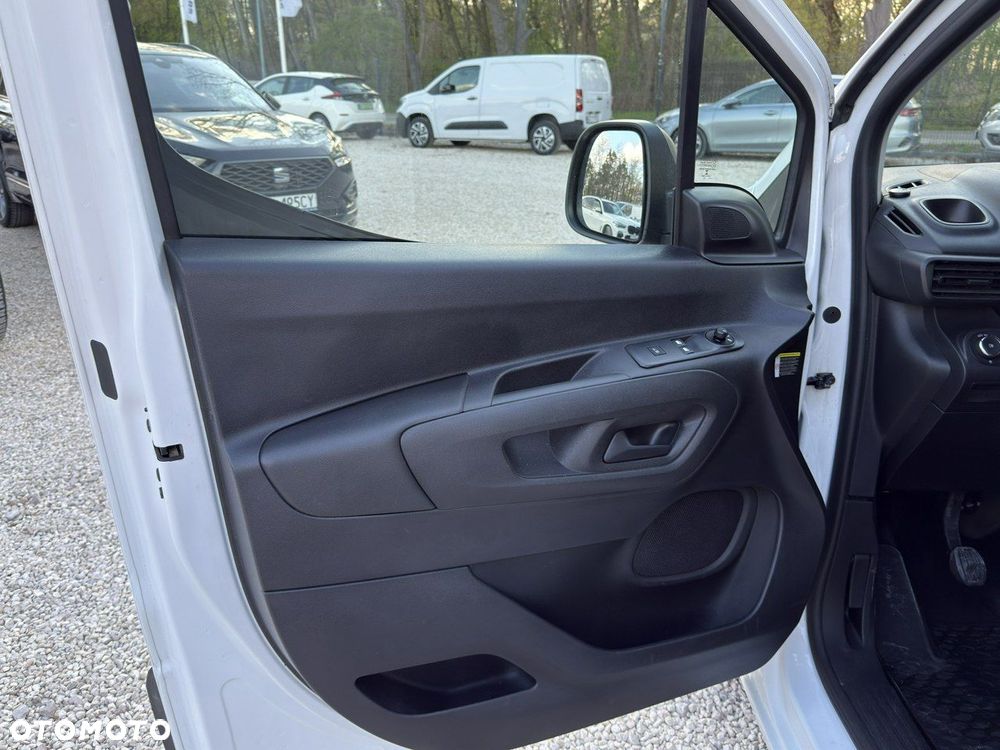 Opel Combo - 13