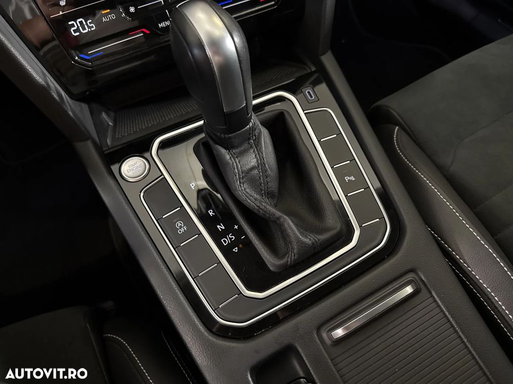 Volkswagen Passat - 18