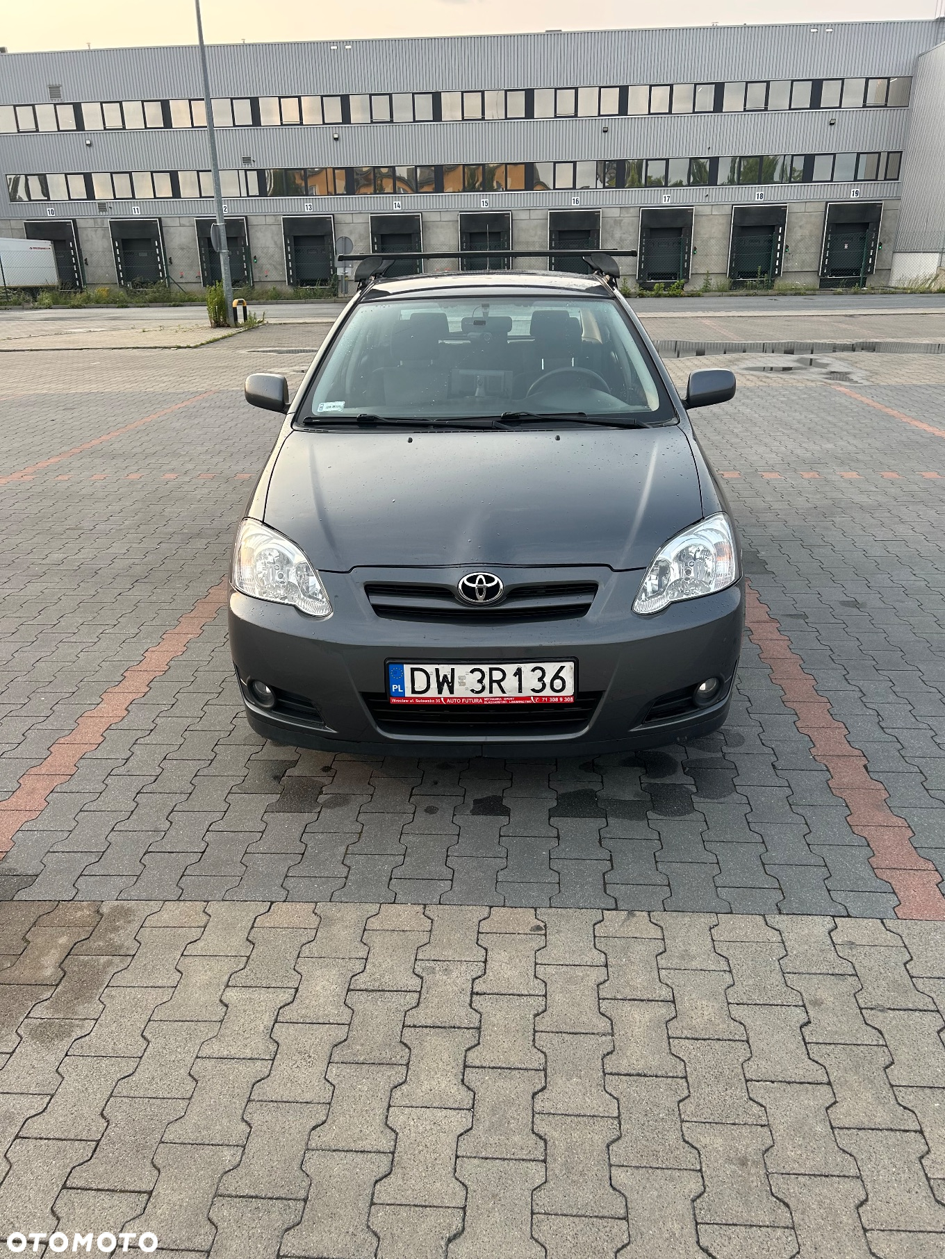 Toyota Corolla 1.6 VVT-i Sol - 2