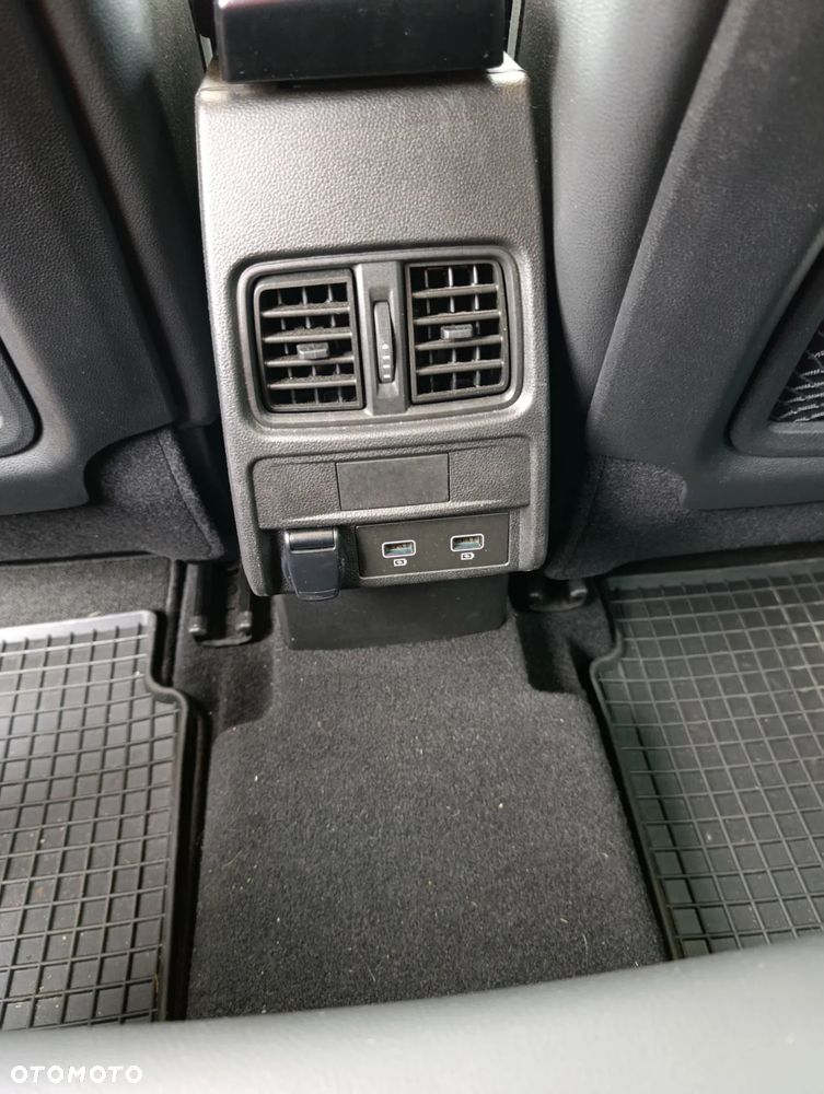 Renault Arkana 1.3 TCe mHEV R.S Line EDC - 13