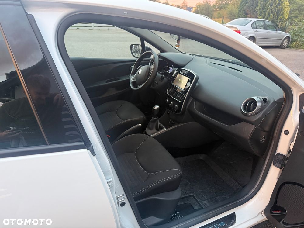 Renault Clio 1.2 16V Limited - 8