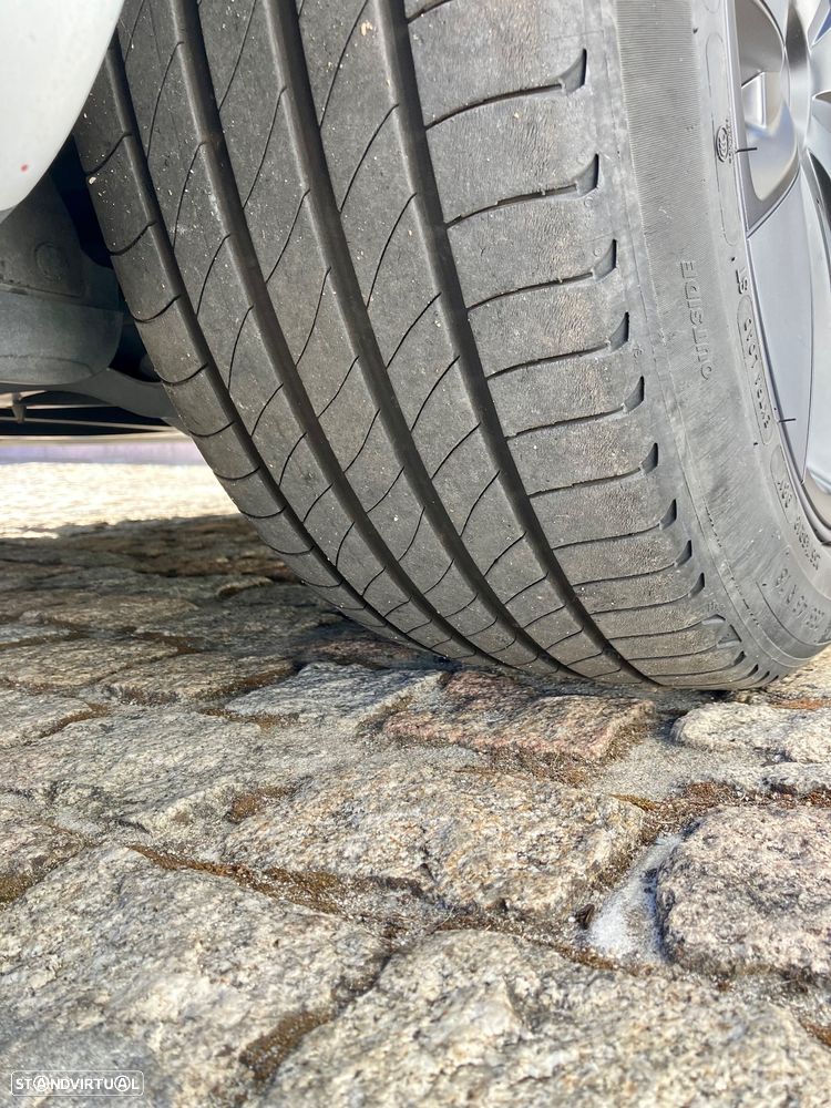 Tesla Model 3 Tração Traseira - 20