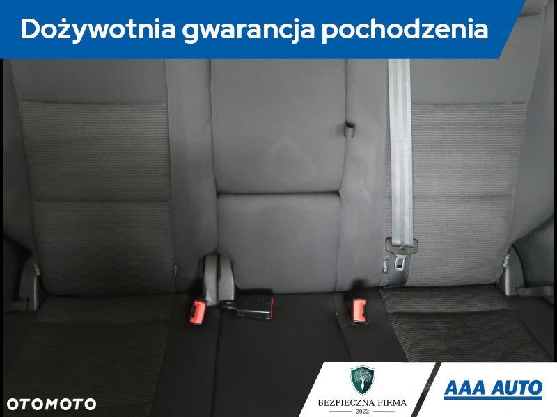 Volkswagen Tiguan - 12