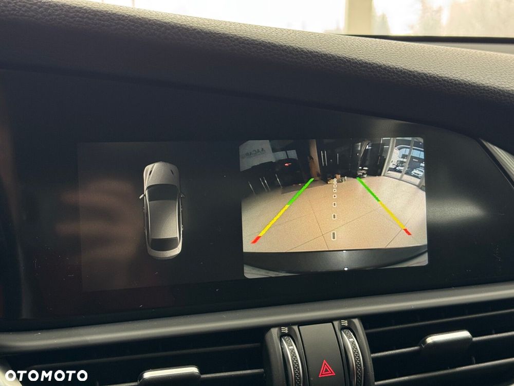 Alfa Romeo Giulia 2.0 Turbo Veloce Q4 - 33