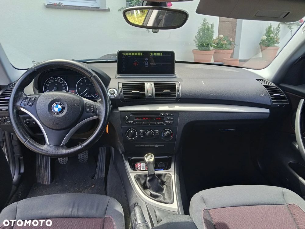 BMW Seria 1 - 19