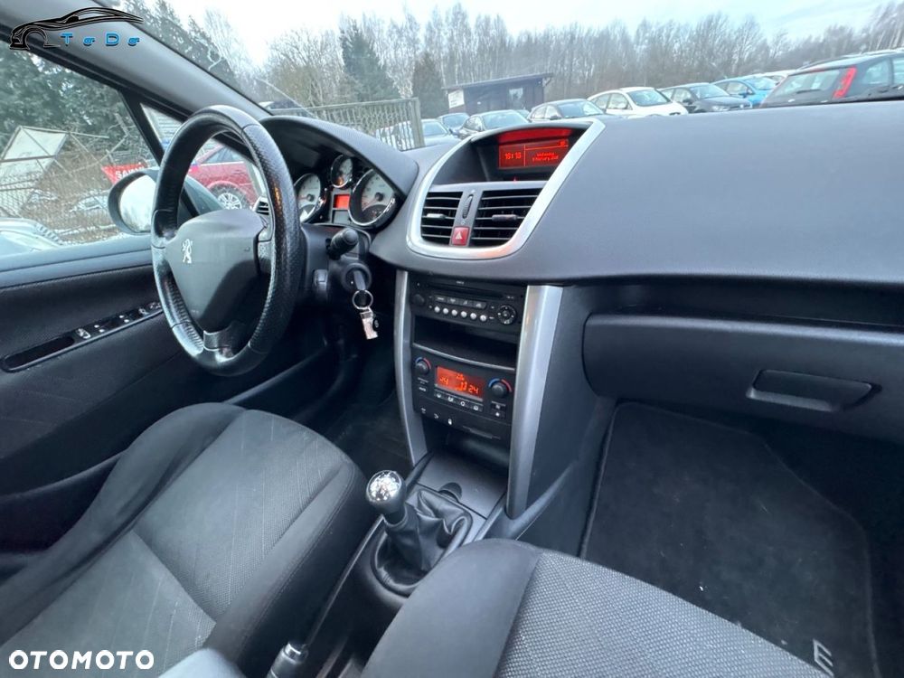 Peugeot 207 1.6 VTi Premium - 29