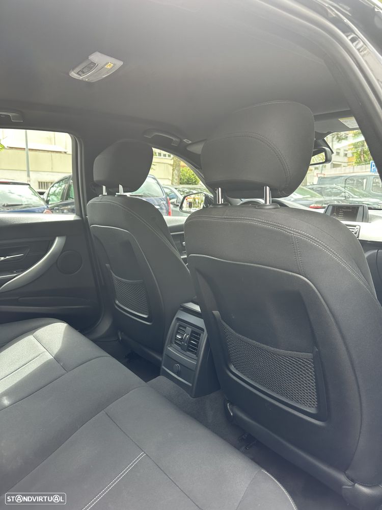 BMW 320 d Line Sport - 6