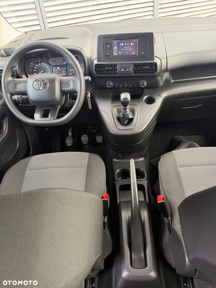 Toyota Proace City Verso 1.5 D-4D Business - 28