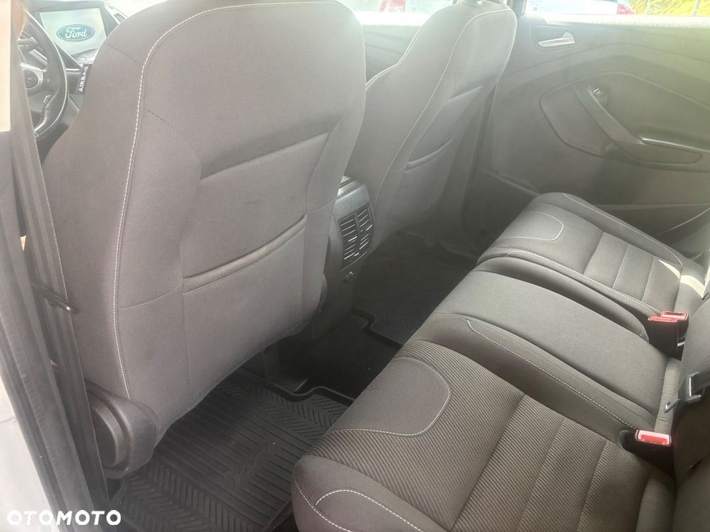 Ford Kuga 1.5 EcoBoost 2x4 SYNC - 23