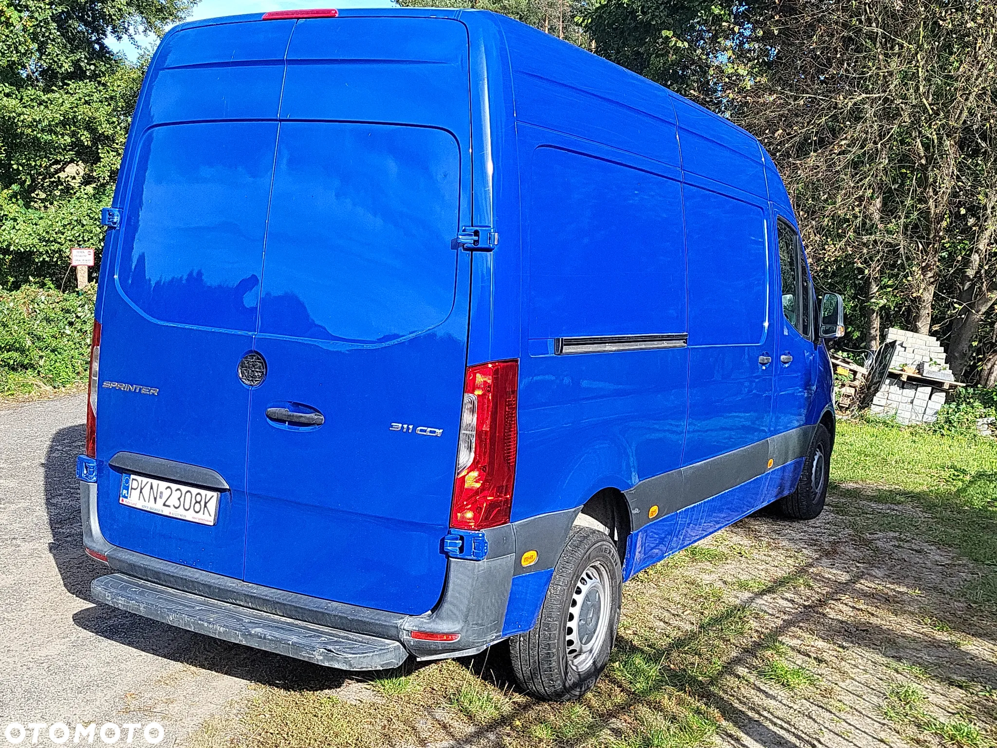 Mercedes-Benz Sprinter - 3