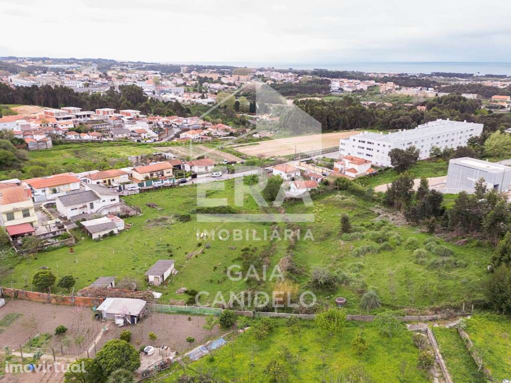 Terreno com PIP para 17 Moradias - Grande imagem: 2/11