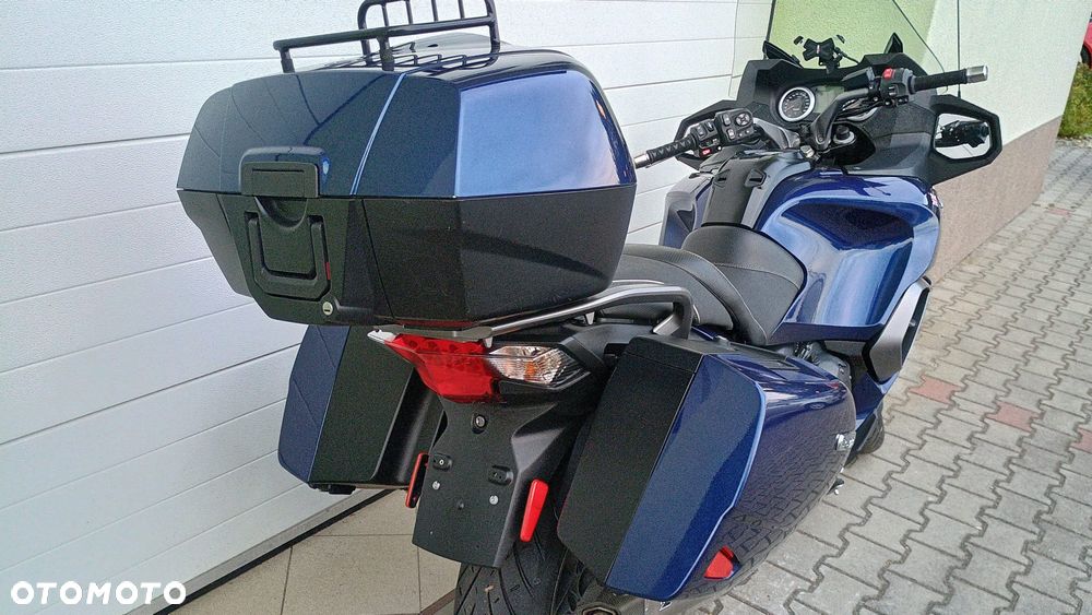 Triumph Trophy - 19