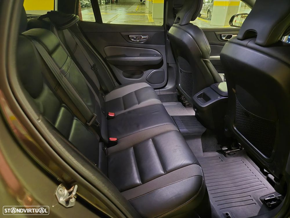 Volvo V60 2.0 D3 R-Design Geartronic - 39