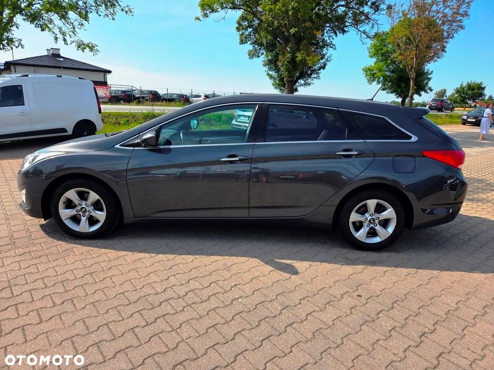 Hyundai i40 Kombi blue 1.7 CRDi Style - 16