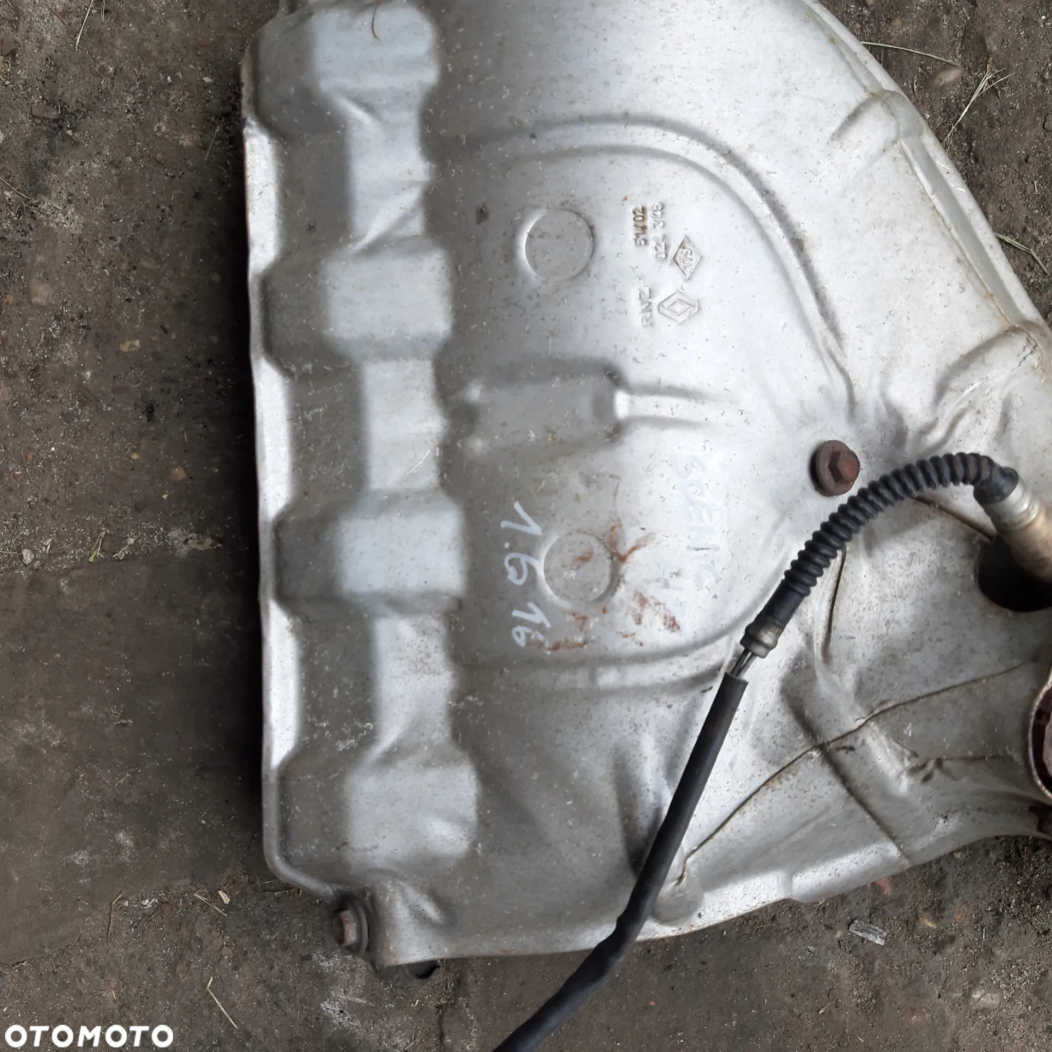 Kolektor Wydechowy Renault 2.0 16V - 5