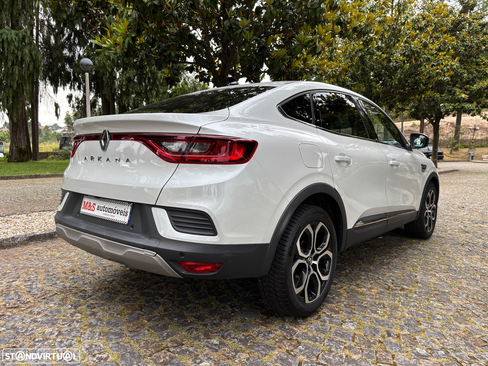 Renault Arkana 1.6 E-Tech Intens - 13