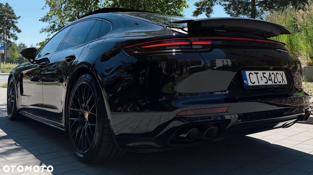 Porsche Panamera 4 E-Hybrid 10 Years Edition - 10