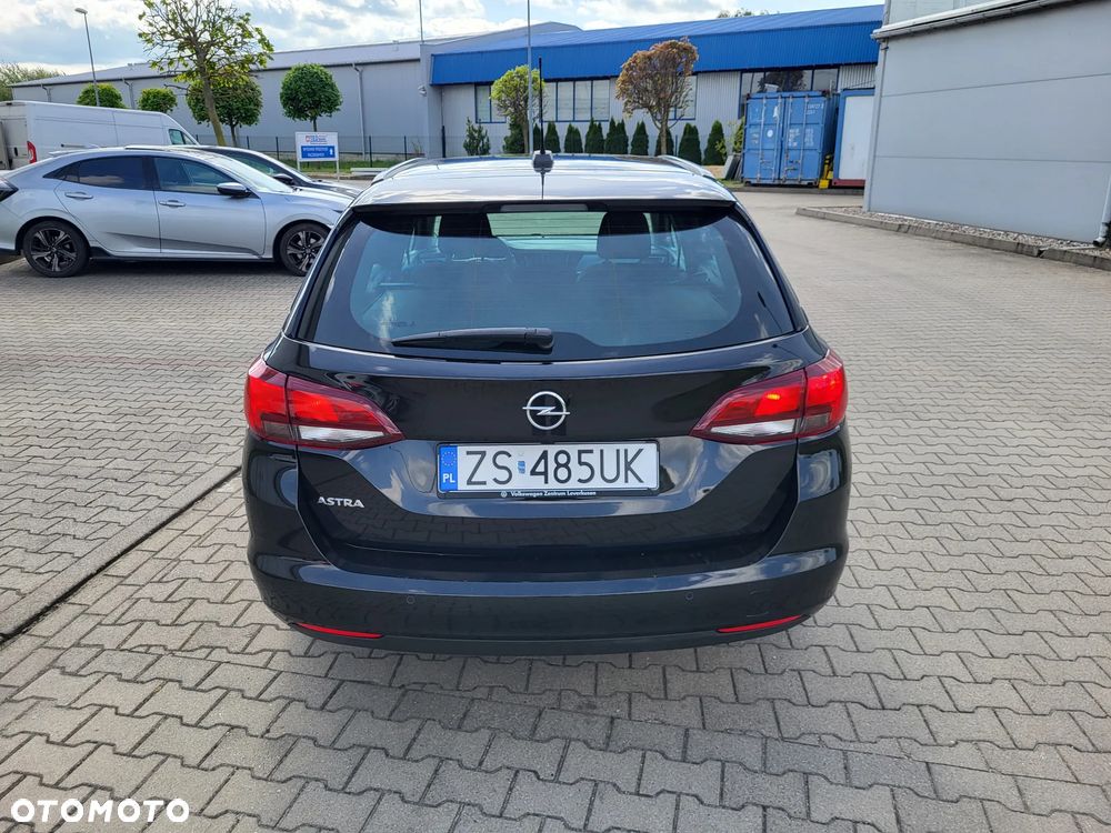 Opel Astra 1.5 D Start/Stop Sports Tourer Business Edition - 9