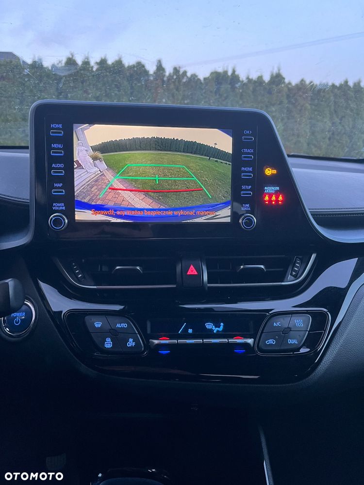 Toyota C-HR 1.8 Hybrid Executive - 8