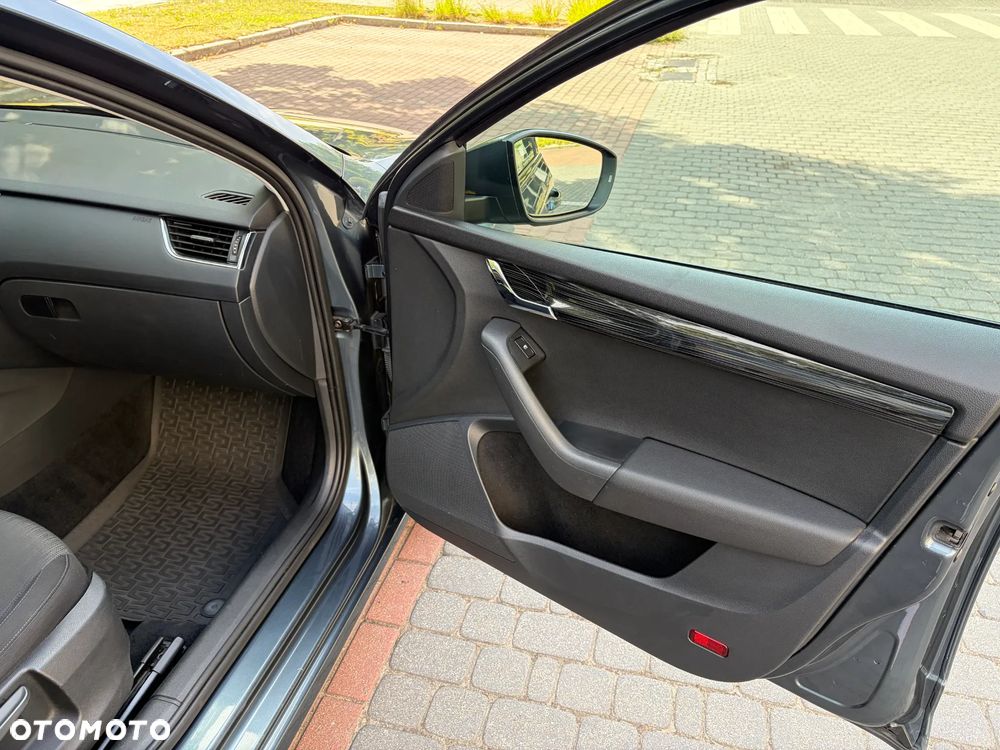 Skoda Octavia 2.0 TDI Edition DSG EU6 - 13