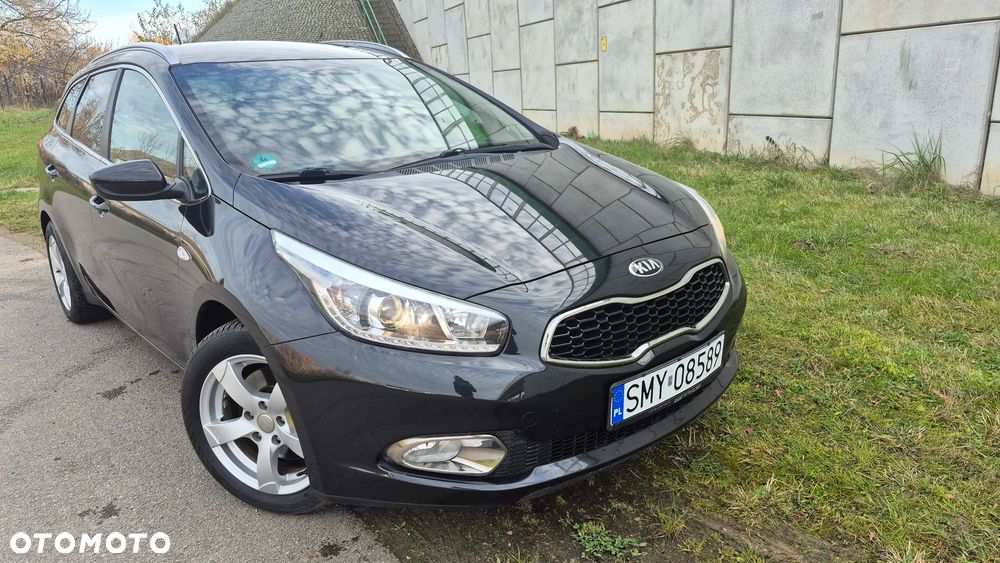 Kia Ceed 1.6 CRDi 128 Platinum Edition - 9