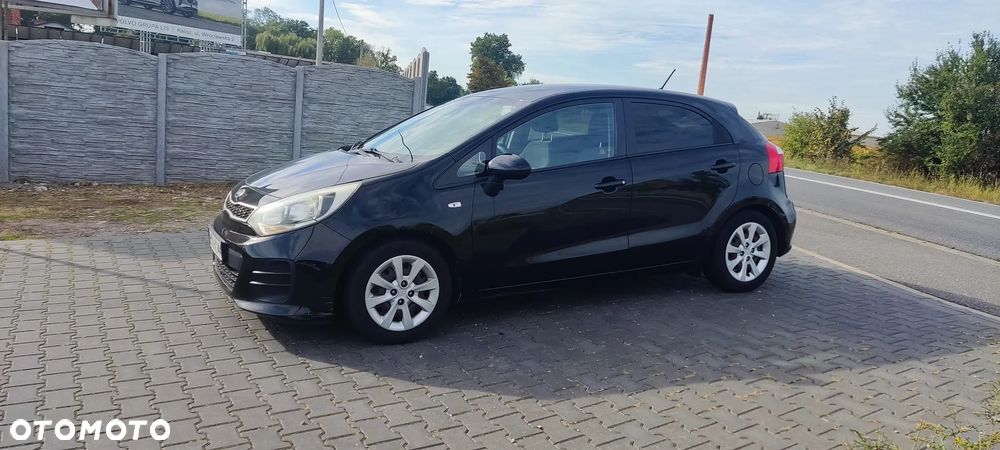 Kia Rio 1.2 Attract - 2