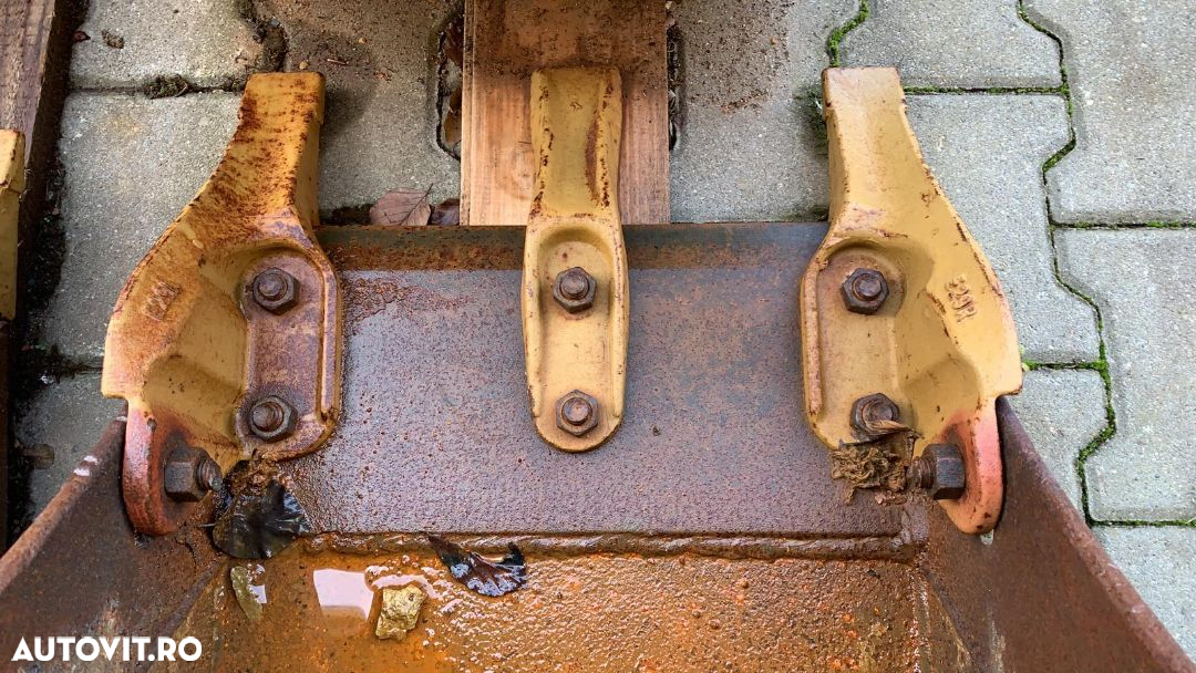 Cupa miniexcavator 5-6 tone - 4