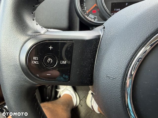 MINI Countryman Cooper Classic Trim - 34